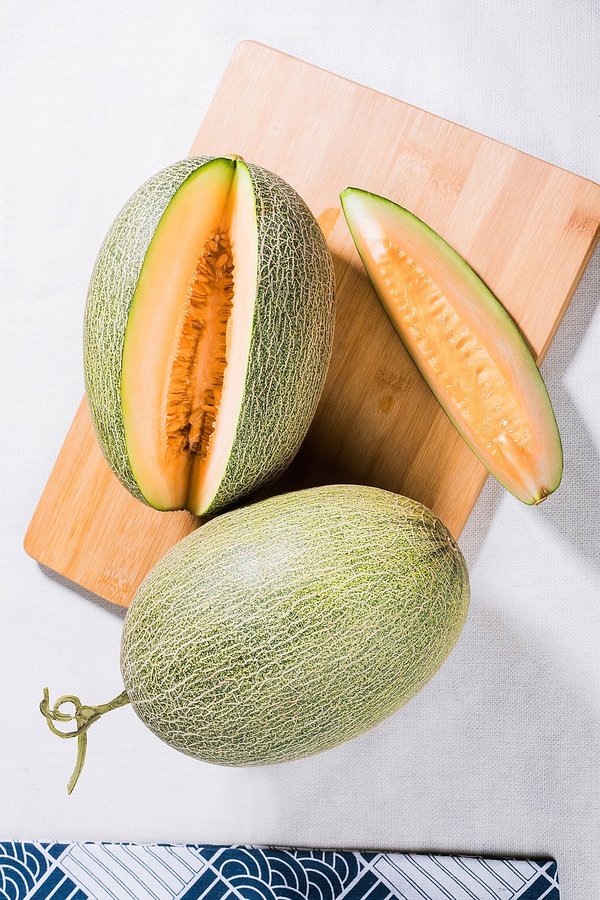 cantaloupe, fruits, melons-6182570.jpg